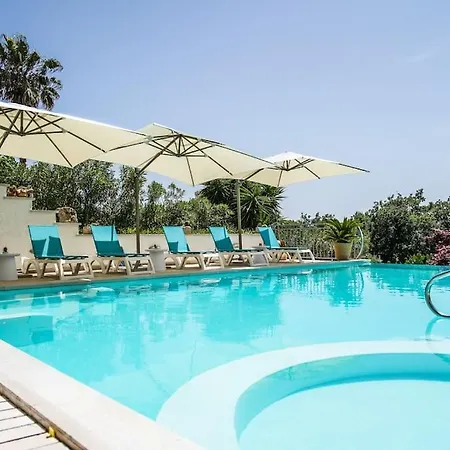 Casa Carucci With Pool Διαμέρισμα Ceglie Messapica